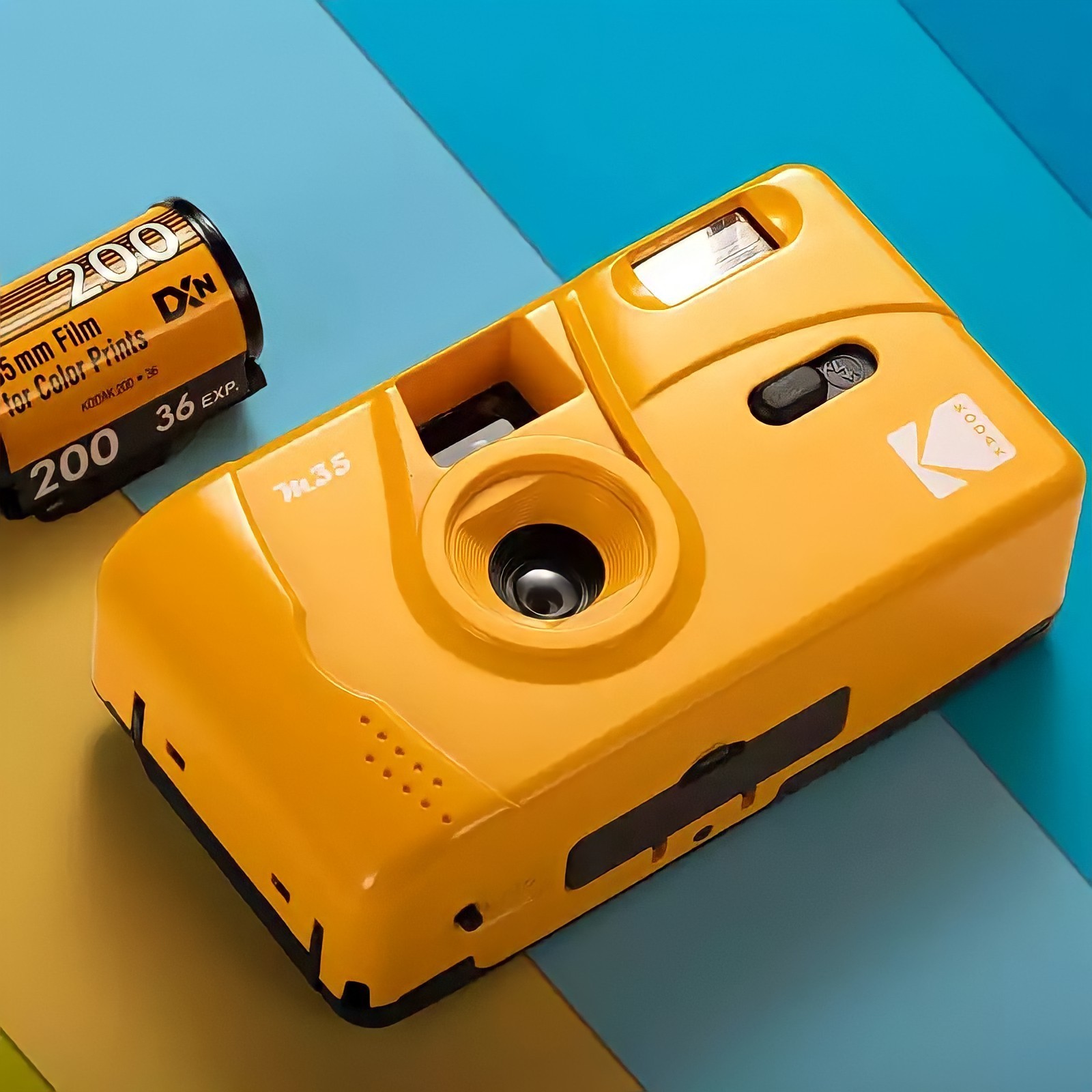 Плівковий фотоапарат Kodak M35 жовтий / плівка Kodak Color Plus / батарейка