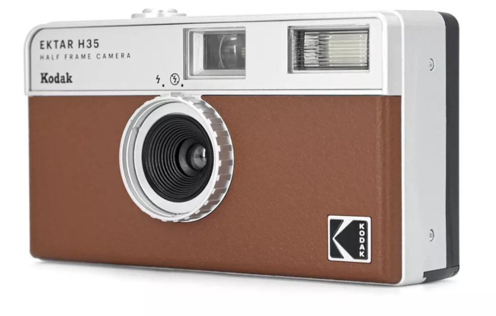 Набір Плівковий фотоапарат Kodak Ektar H35 Half Frame Camera H 35 коричневий / Плівка Kodak Color Plus / Батарейка