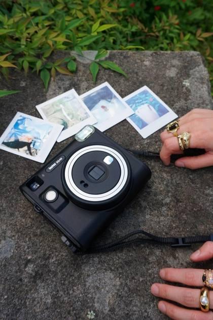 Фотокамера миттєвого друку Fujifilm INSTAX SQUARE SQ40 Black Чорна