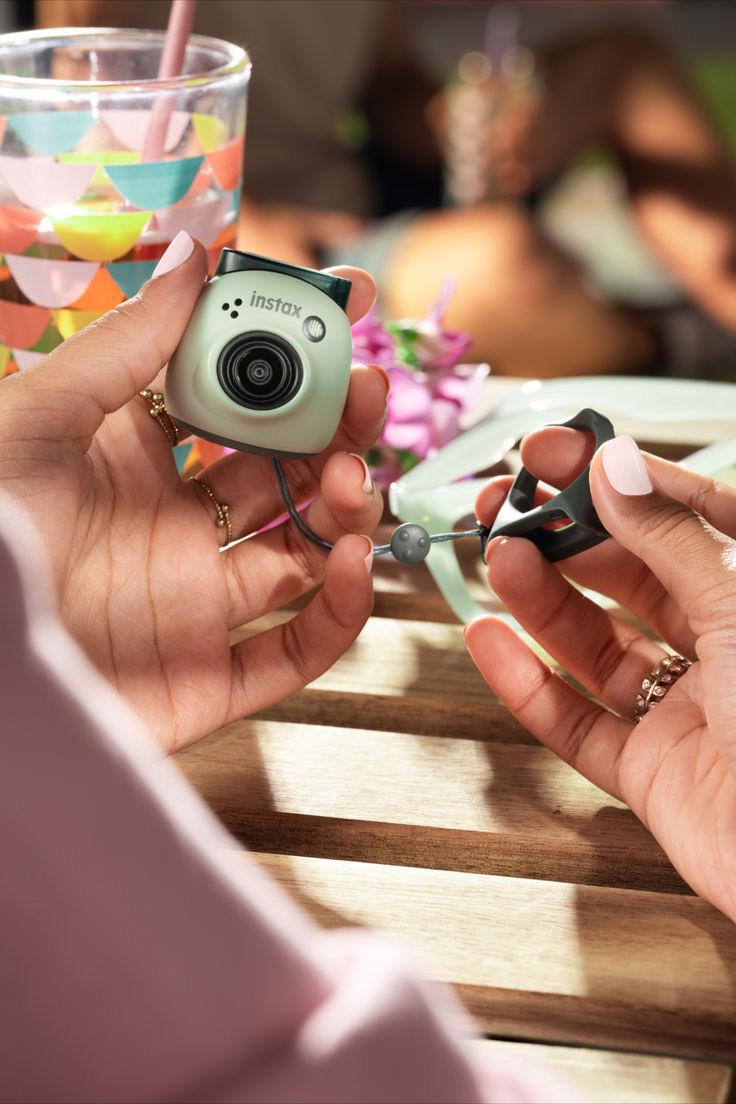 Набір Фотокамера цифрова Fujifilm Instax Pal Pistachio Green / прозорий чохол; камера для принтера Link, Liplay, Evo