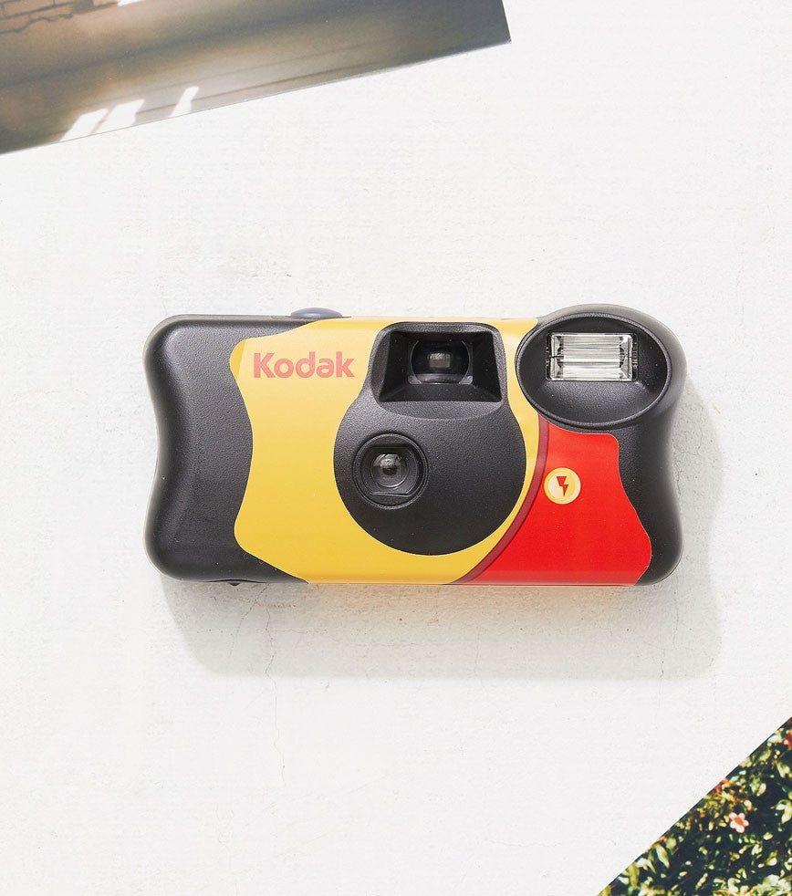 Одноразова плівкова фотокамера Kodak FunSaver на 27 кадрів MAX 800 зі спалахом (фотоплівка+батарейка)