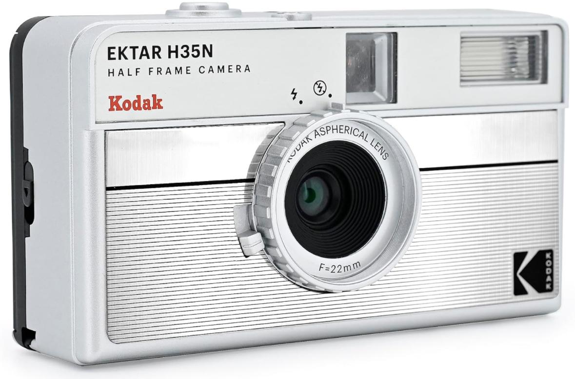 Плівковий фотоапарат Kodak Ektar H35N Half Frame Camera Striped Silver H 35 N срібний / плівка Kodak Color Plus / батарейка / Чохол