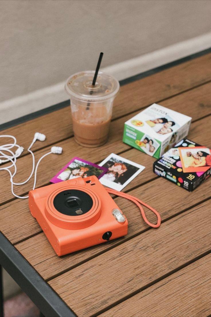 Набір Фотокамера миттєвого друку Fujifilm Instax SQ1 EX D Terracotta Orange Помаранчевий / Фотопапір 10 фото / Чохол / Альбом 80 фото