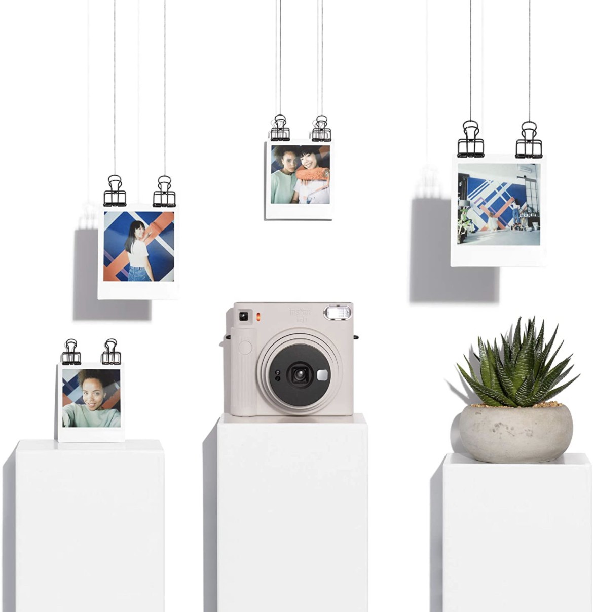 Набір Фотокамера миттєвого друку Fujifilm Instax Square SQ 1 EX D Chalk White Білий / Фотопапір 10 фото / Чохол чорний / Альбом 80 фото